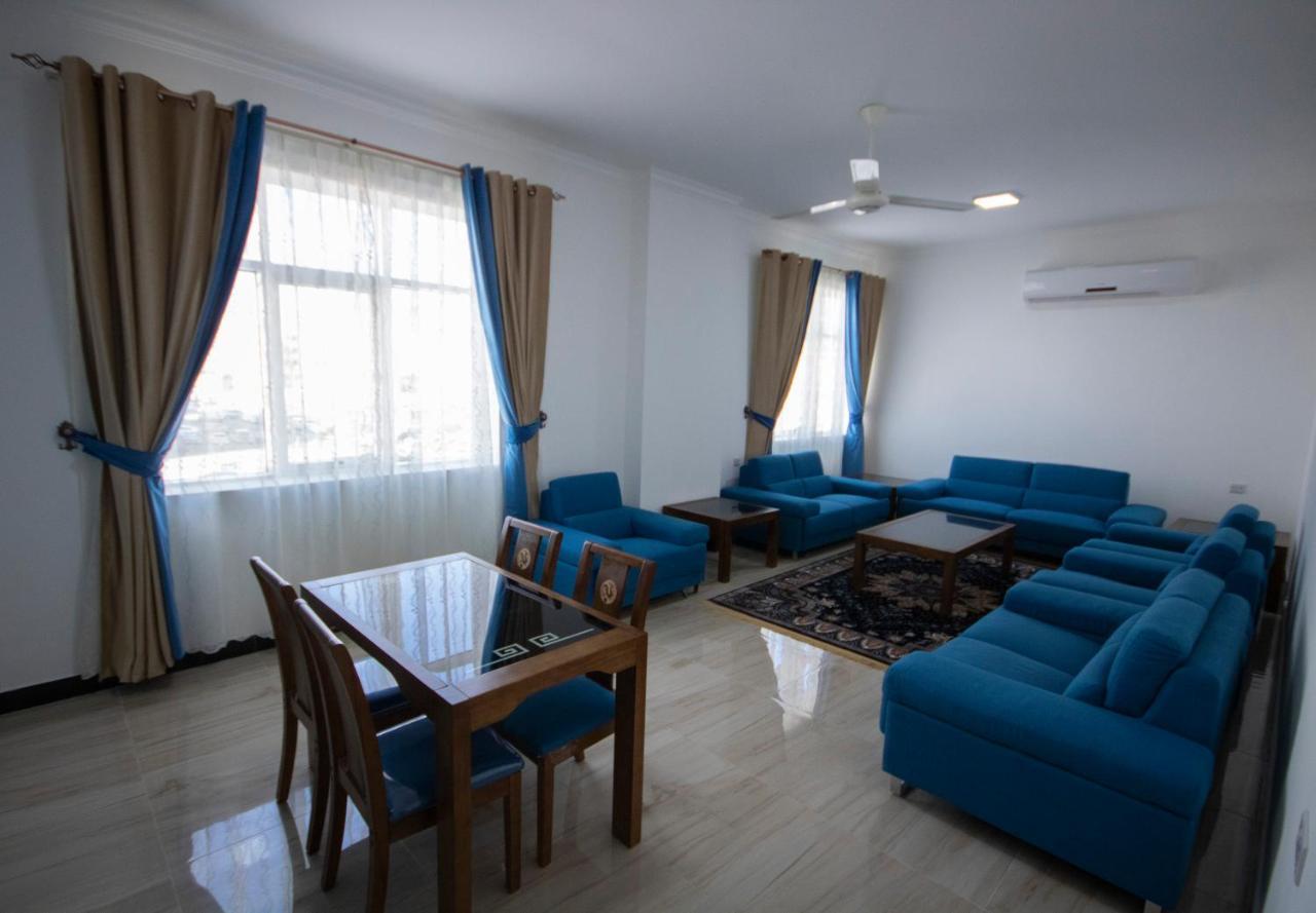 Home Station Hotel Маскат Экстерьер фото